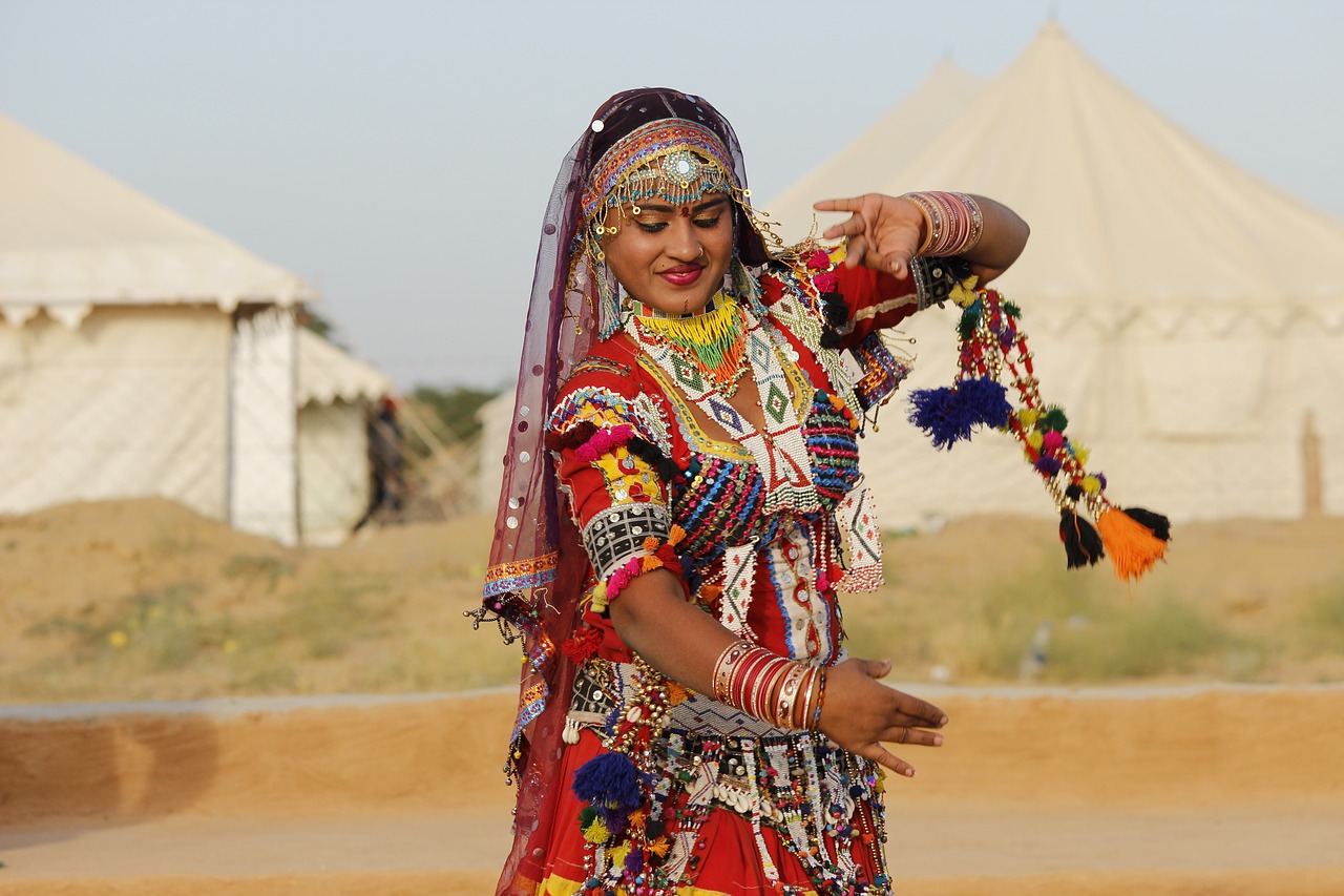 Top 8 Traditional Folk Dances Of Rajasthan Thepalaceonwheels Org - Gambaran